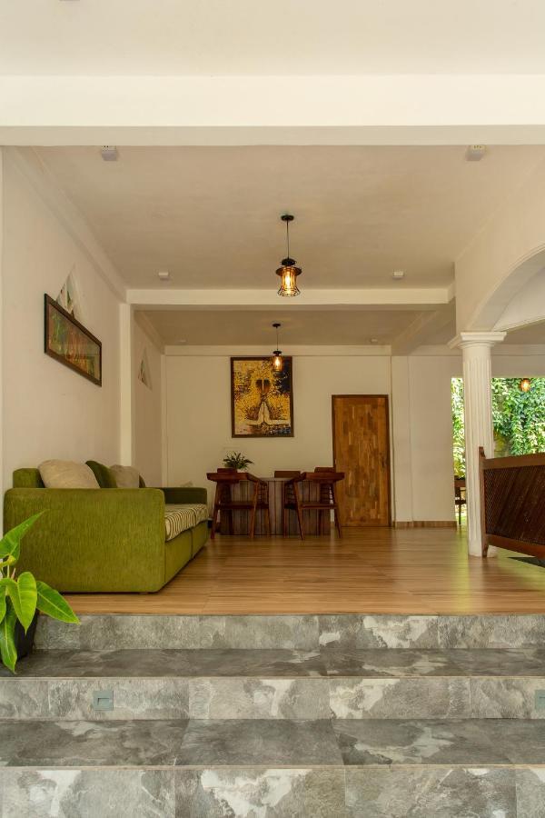 Deltora Villa - Free Drop Off To Galle Fort By Tuktuk מראה חיצוני תמונה