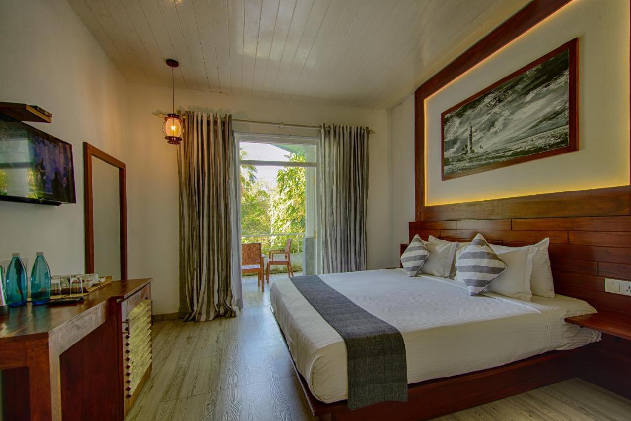 Deltora Villa - Free Drop Off To Galle Fort By Tuktuk מראה חיצוני תמונה